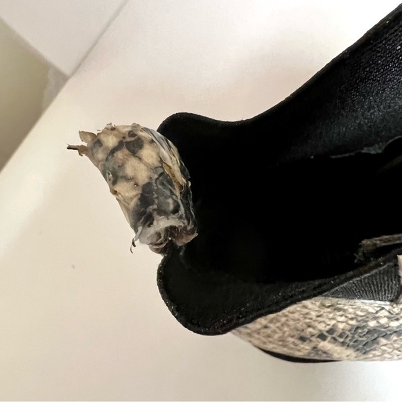 Parker Sky Womens Snakeskin  Zip Pointed Toe Block Ankle Bootie size 7.5 - Picture 11 of 11